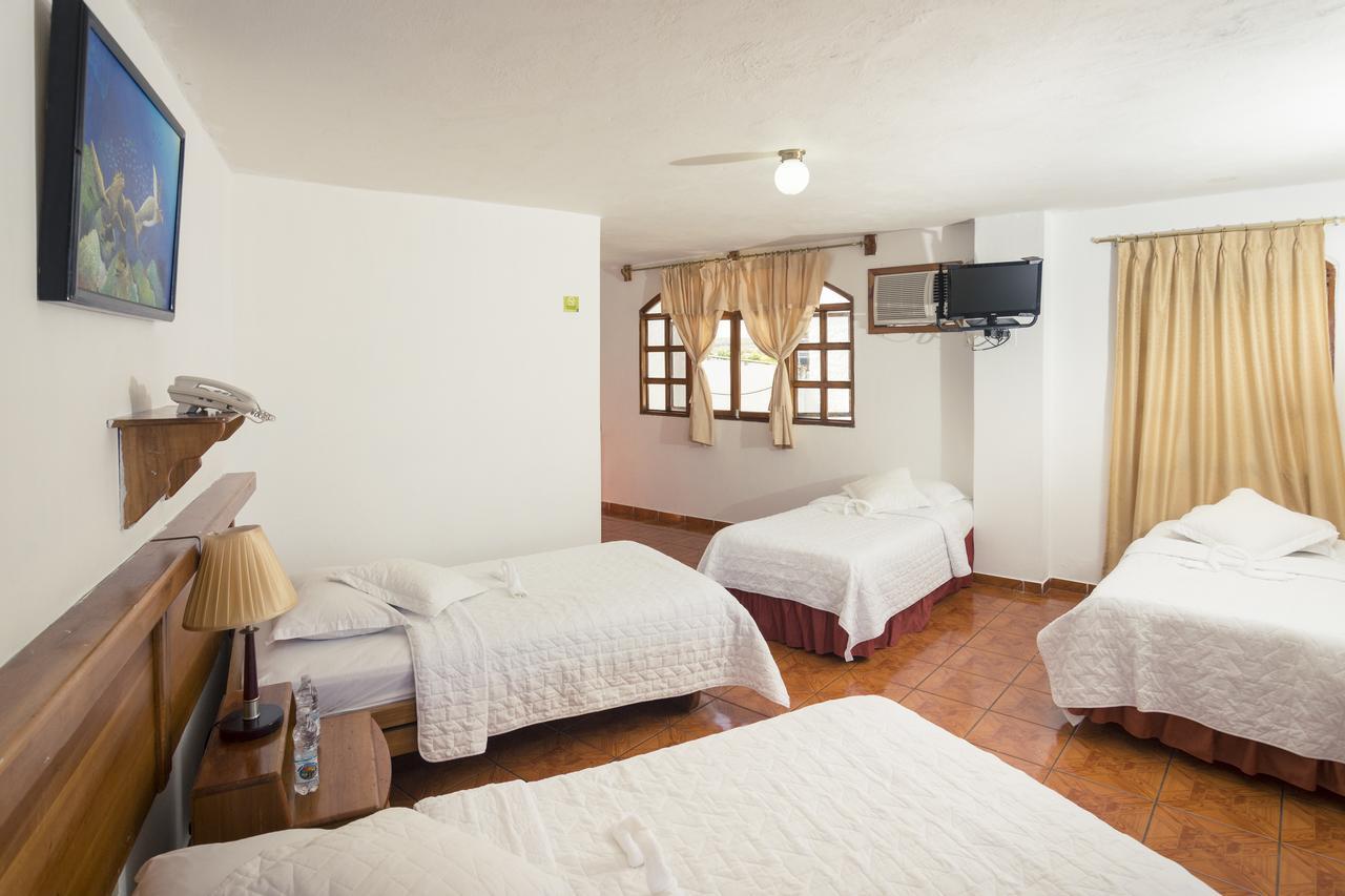 Grand Hotel Lobo De Mar Puerto Ayora  Extérieur photo