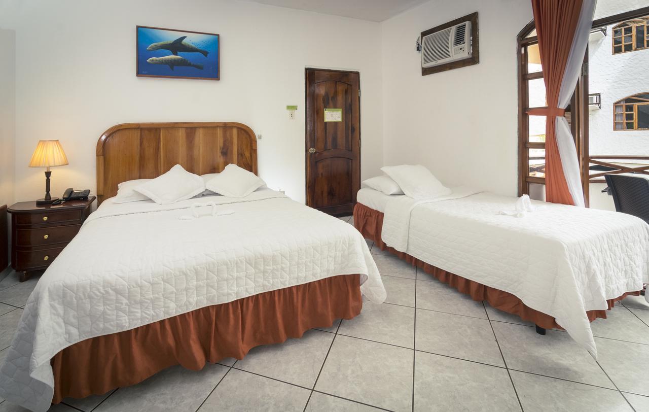 Grand Hotel Lobo De Mar Puerto Ayora  Extérieur photo