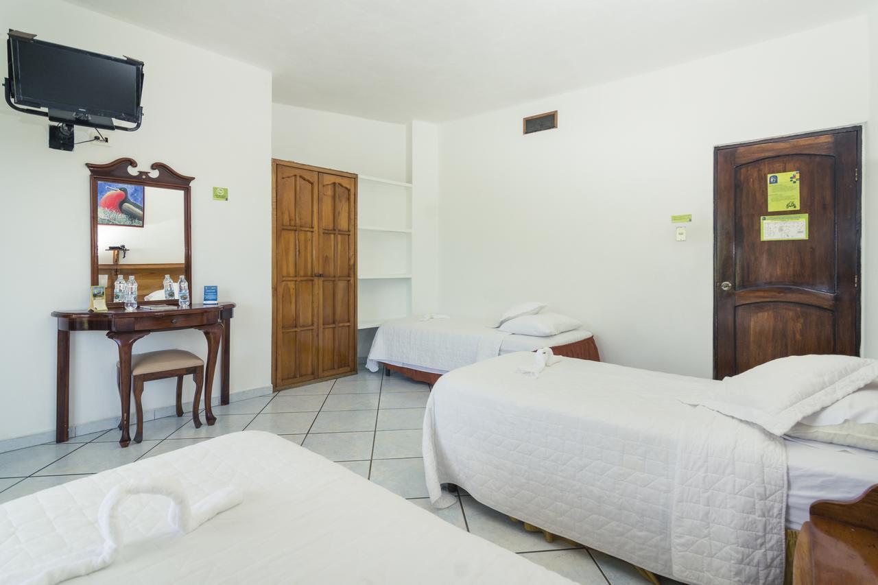 Grand Hotel Lobo De Mar Puerto Ayora  Extérieur photo