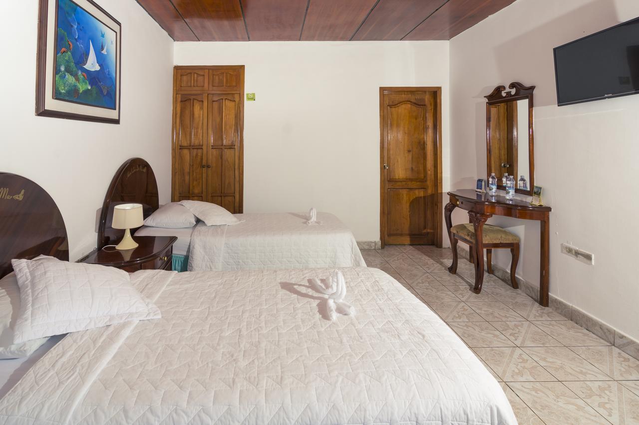 Grand Hotel Lobo De Mar Puerto Ayora  Extérieur photo